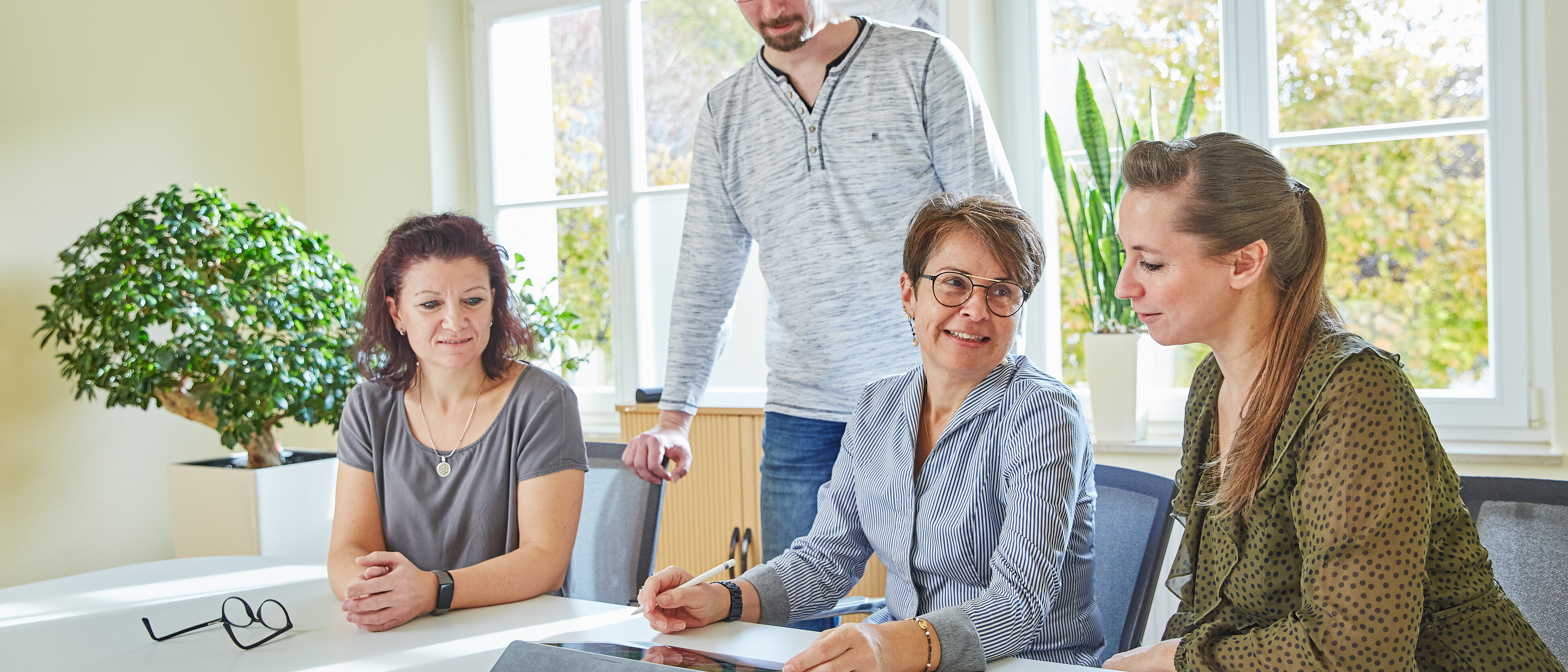 Berater*innen im Steuerbüro Kirsten Mei